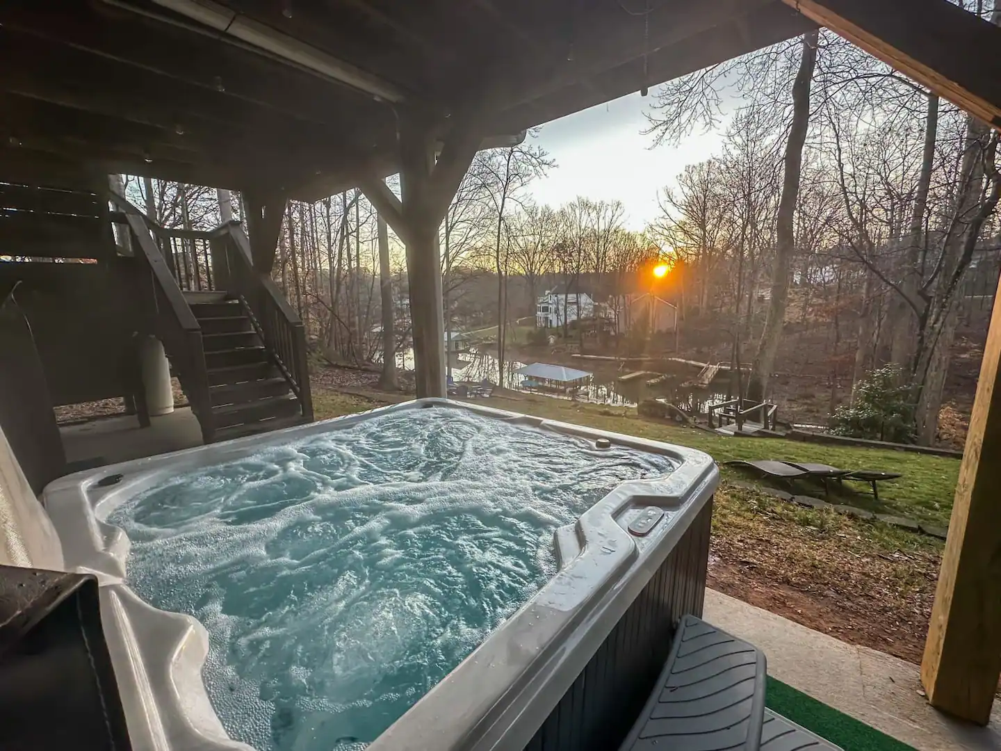 Hot tub on back porch